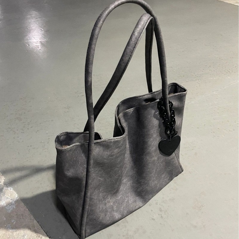 2026다크 큐피드의 새로운 하트 모양 펜던트 대용량  - Leatherwork Wallet 리뷰 및 가격